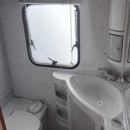 Belle Caravane Au Calme * Persac